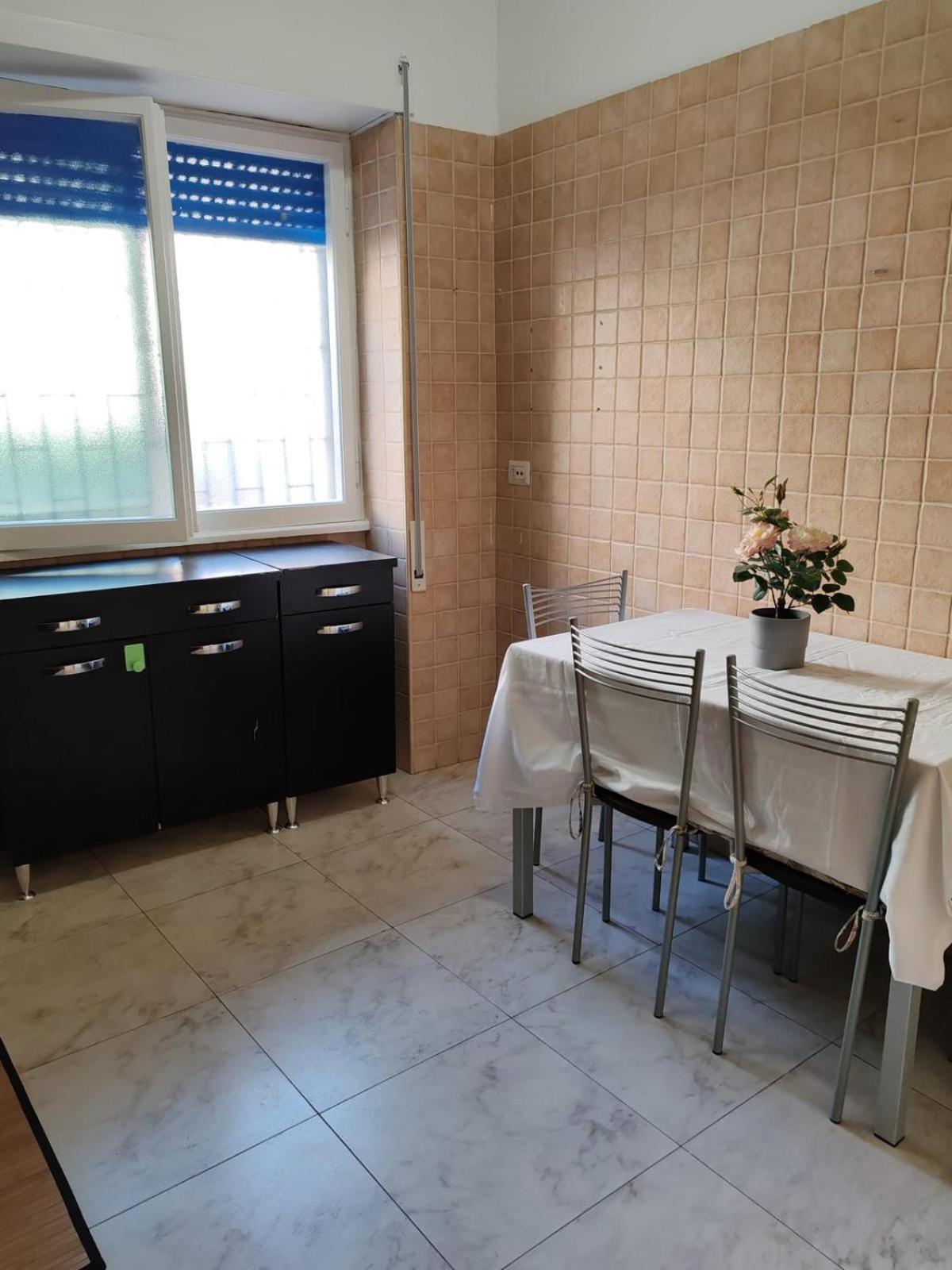 Affittacamere Appia Nuova 639 Roma Exterior foto